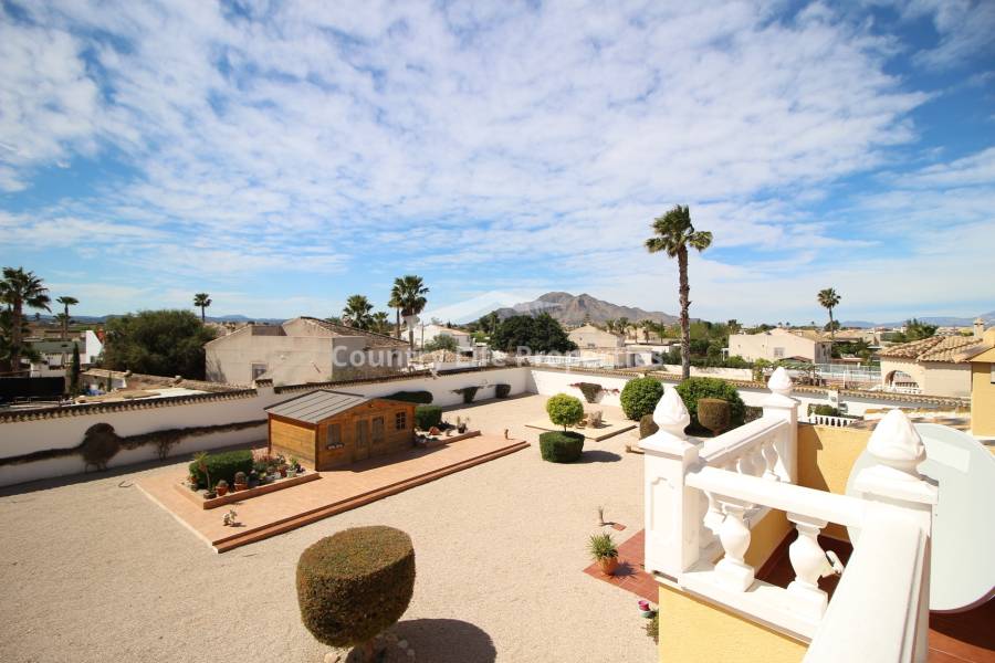 Resale - Villa - Catral - Countryside 