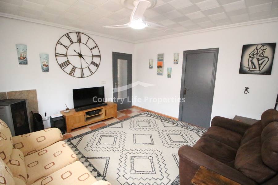 Segunda Mano - Casa de campo - Dolores - Campo