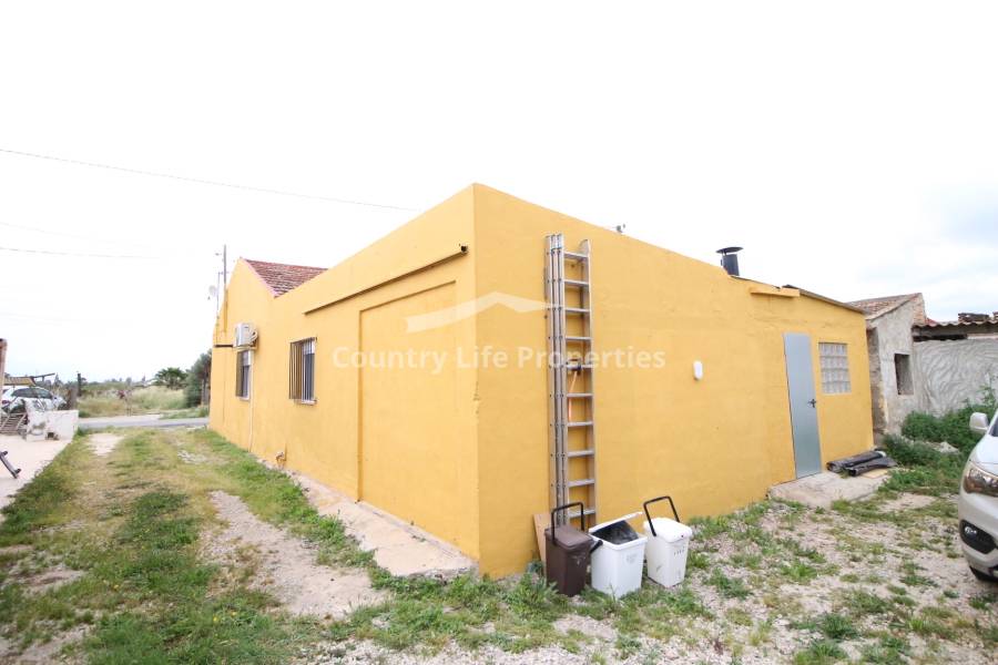 Segunda Mano - Casa de campo - Dolores - Campo