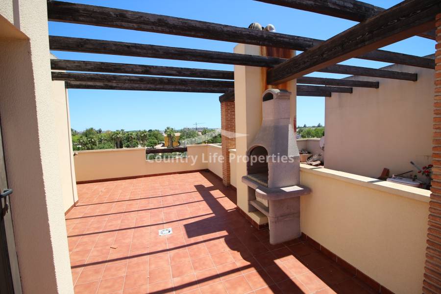 Resale - Townhouse - Dolores - Nuevo Sector 