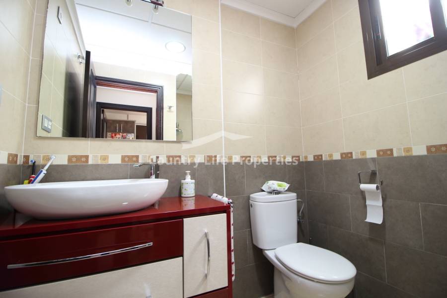 Resale - Townhouse - Dolores - Nuevo Sector 