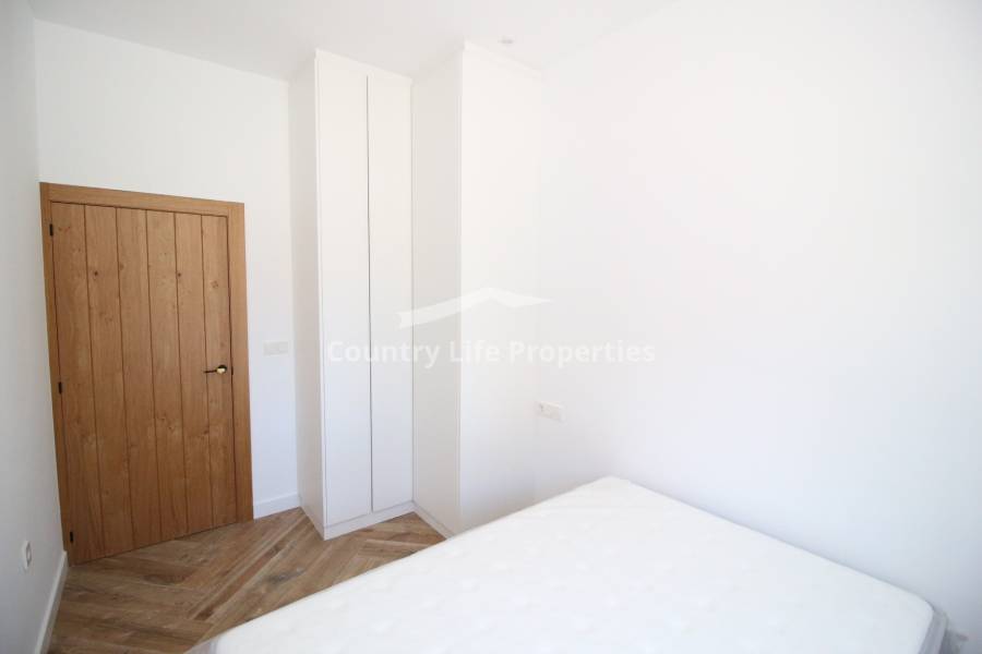 Resale - Country house - Catral - Town 