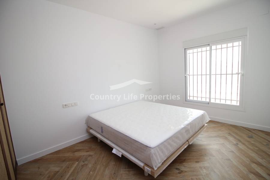 Resale - Country house - Catral - Town 