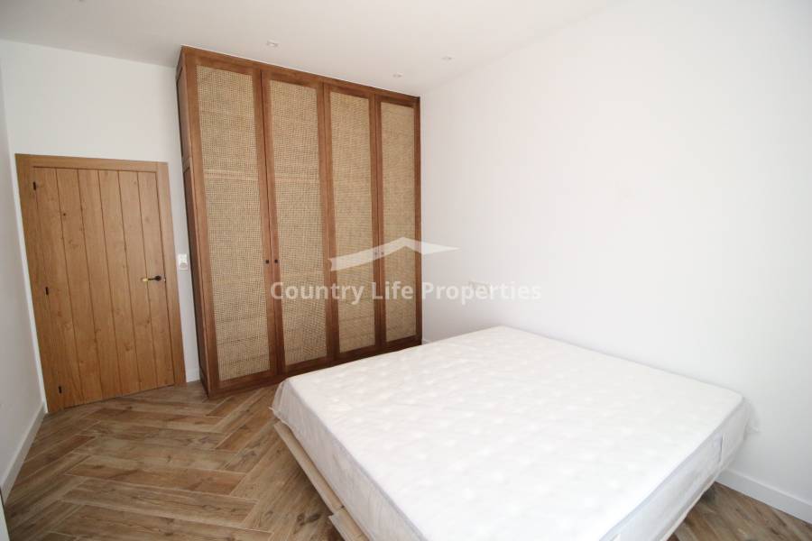 Resale - Country house - Catral - Town 