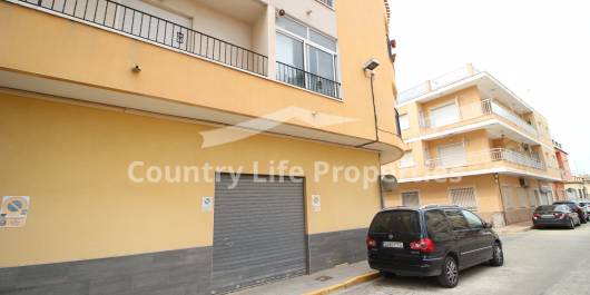Garage - Resale - Dolores - Town