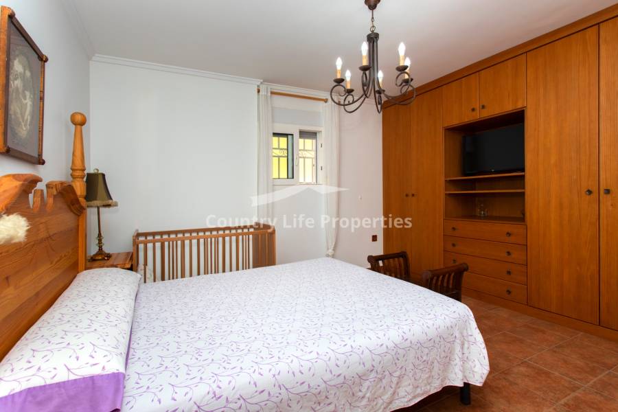 Revente - Chalet - Orihuela - .