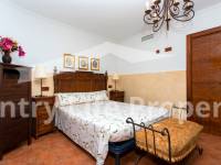 Revente - Chalet - Orihuela - .