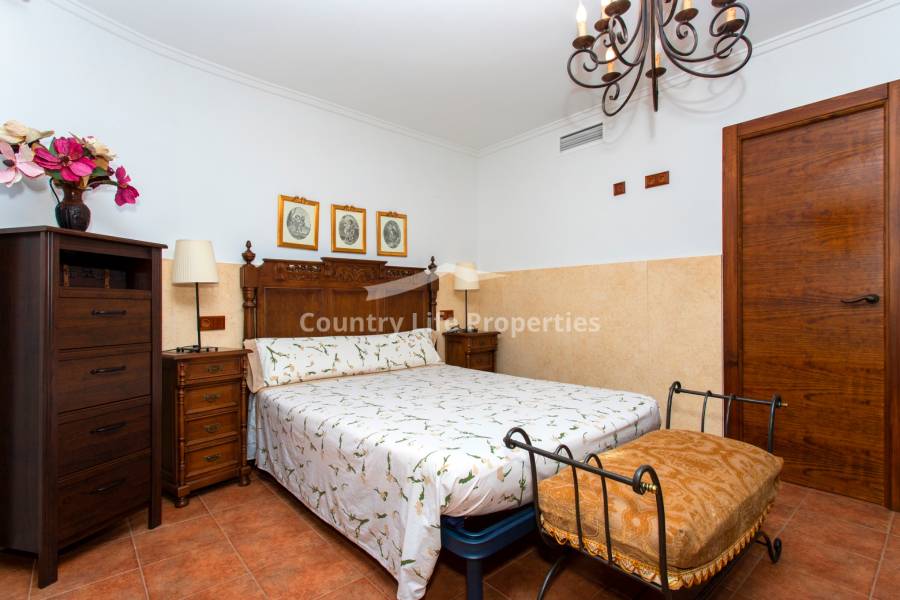 Revente - Chalet - Orihuela - .