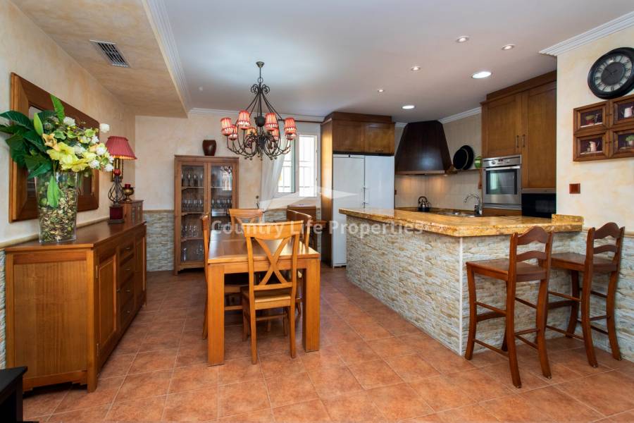 Revente - Chalet - Orihuela - .