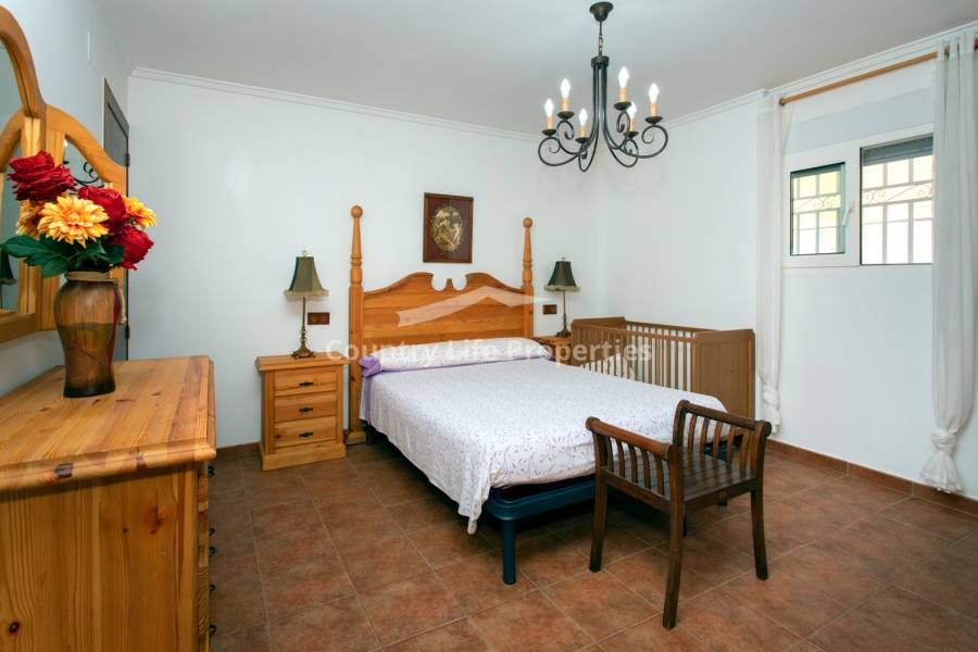 Revente - Chalet - Orihuela - .