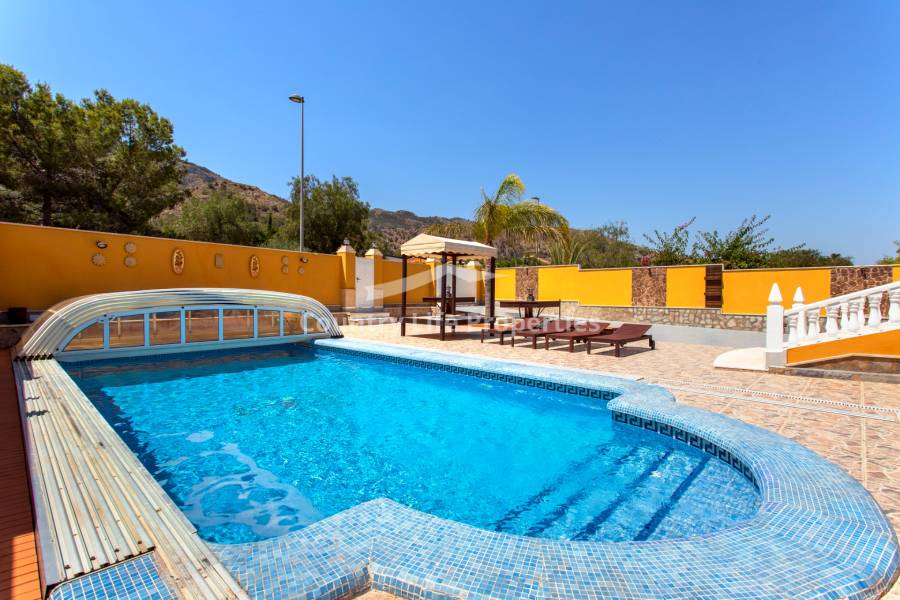 Revente - Chalet - Orihuela - .