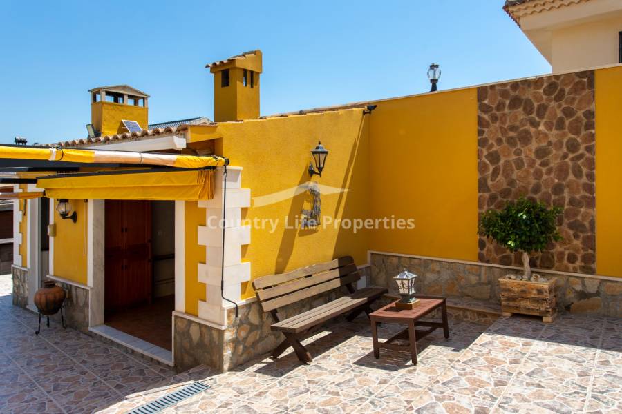 Revente - Chalet - Orihuela - .