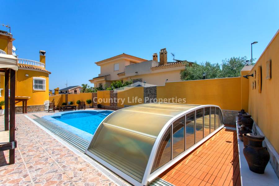 Revente - Chalet - Orihuela - .