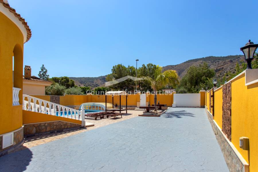 Revente - Chalet - Orihuela - .