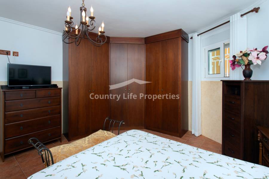 Revente - Chalet - Orihuela - .