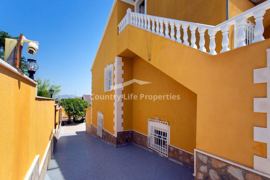 Revente - Chalet - Orihuela - .