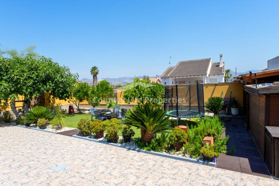 Revente - Chalet - Orihuela - .