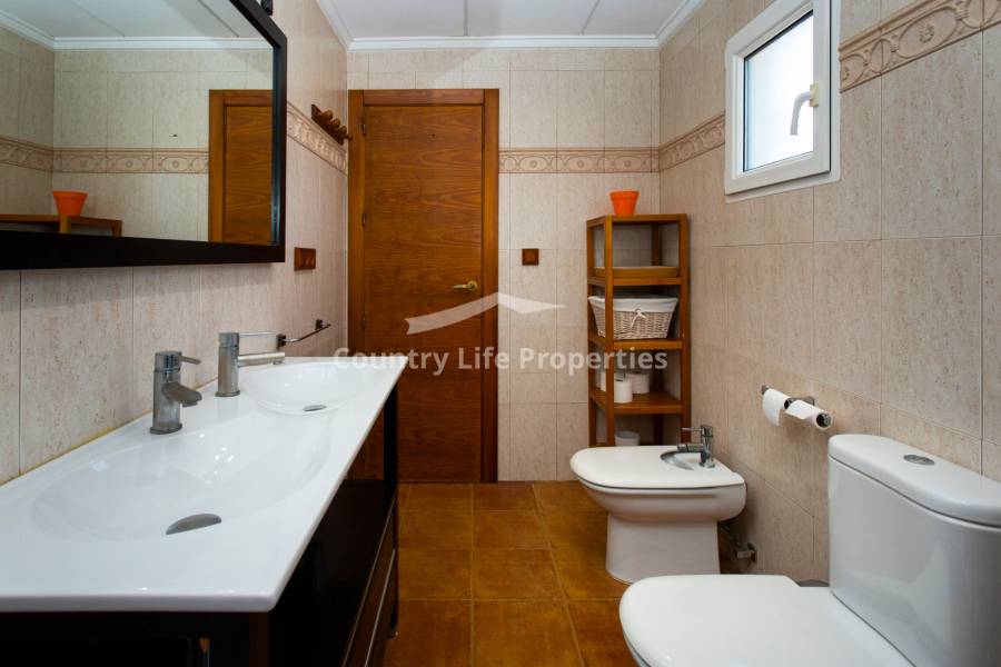Revente - Chalet - Orihuela - .