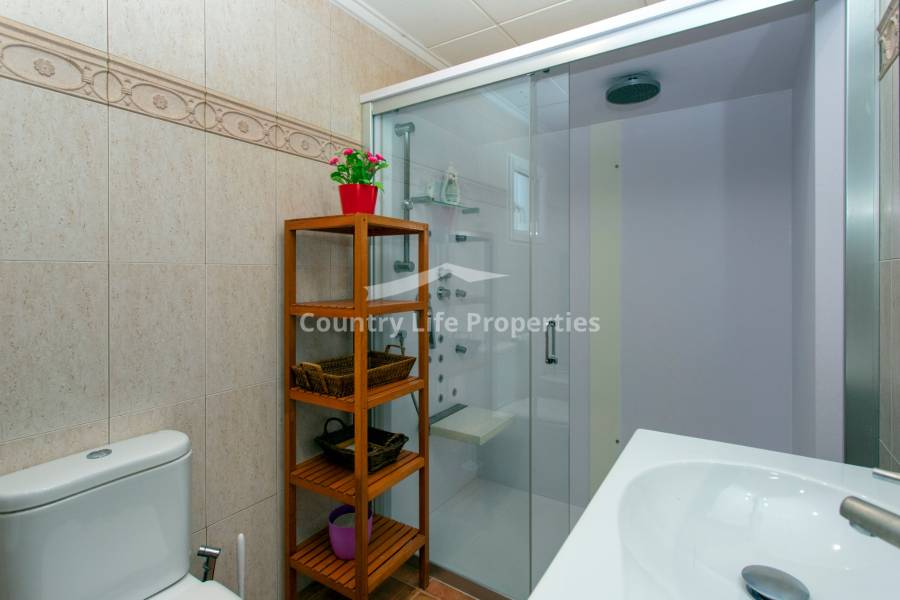 Revente - Chalet - Orihuela - .