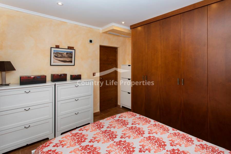 Revente - Chalet - Orihuela - .