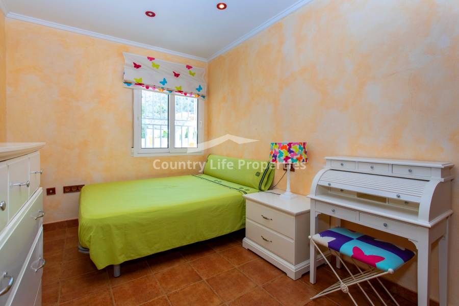 Revente - Chalet - Orihuela - .