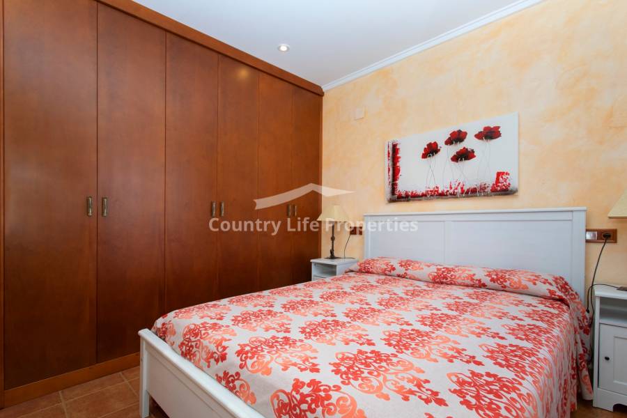 Revente - Chalet - Orihuela - .