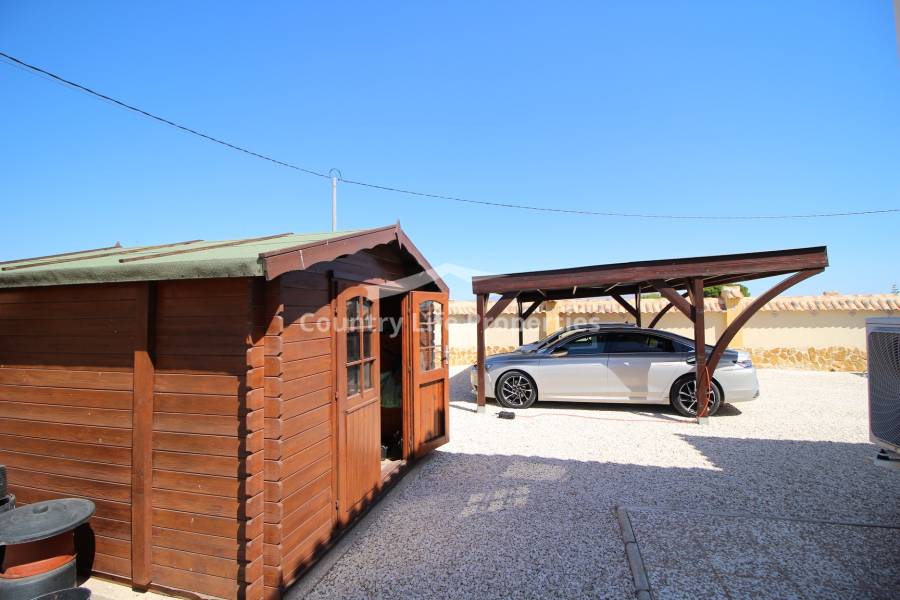 Resale - Villa - Catral - Countryside 