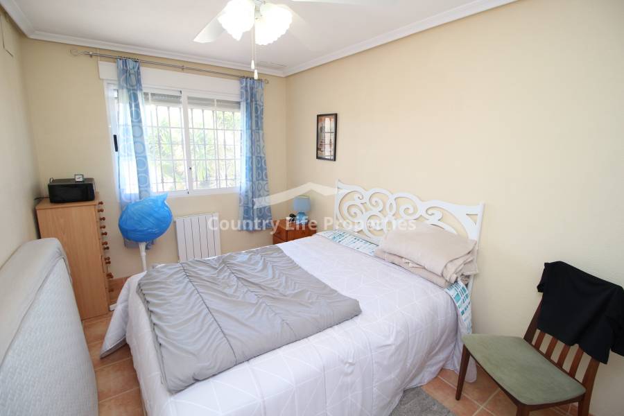 Resale - Villa - Catral - Countryside 
