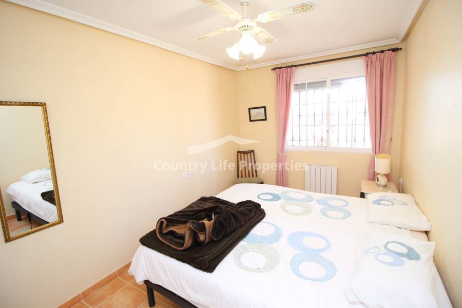Resale - Villa - Catral - Countryside 