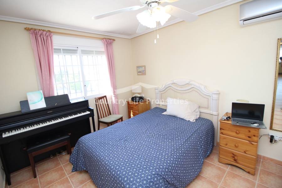 Resale - Villa - Catral - Countryside 