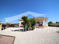 Resale - Villa - Catral - Countryside 