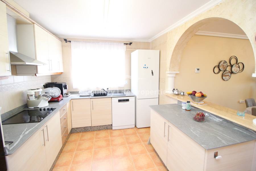 Resale - Villa - Catral - Countryside 