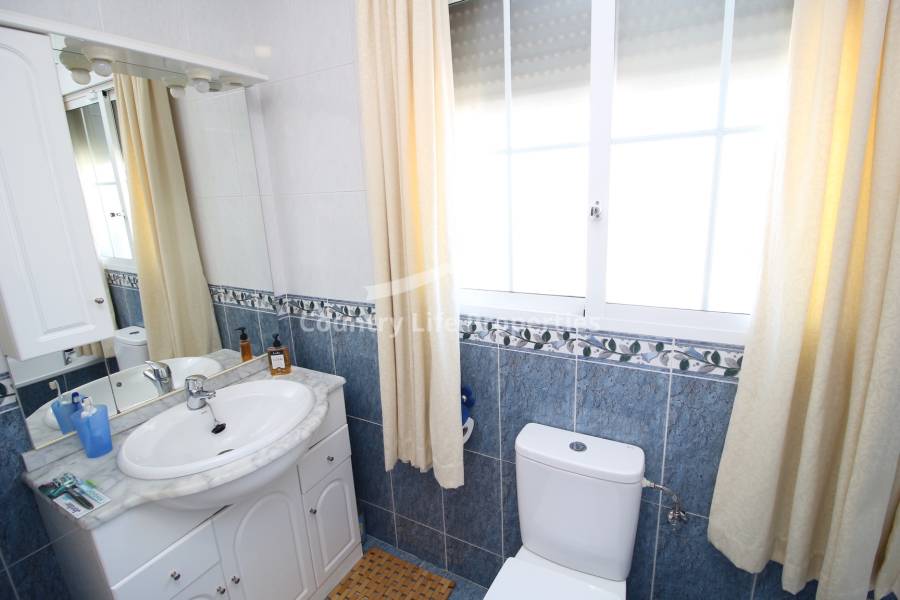 Resale - Villa - Catral - Countryside 