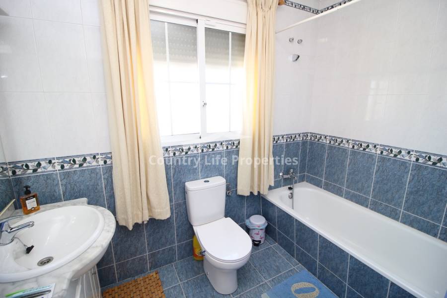 Resale - Villa - Catral - Countryside 