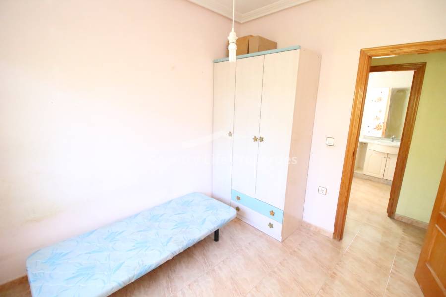 Перепродажа - Деревенский дом - Dolores - Town